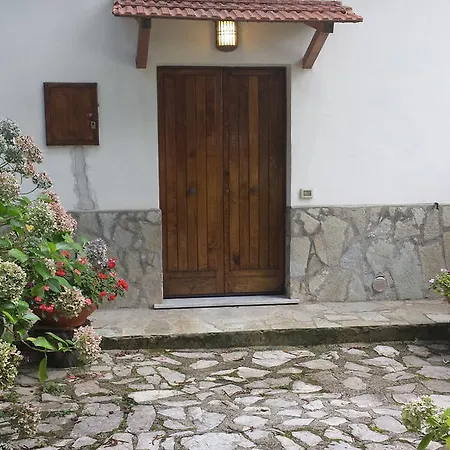 阿尔卡斯塔尼奥住宿加早餐旅馆