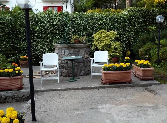 阿尔卡斯塔尼奥住宿加早餐旅馆